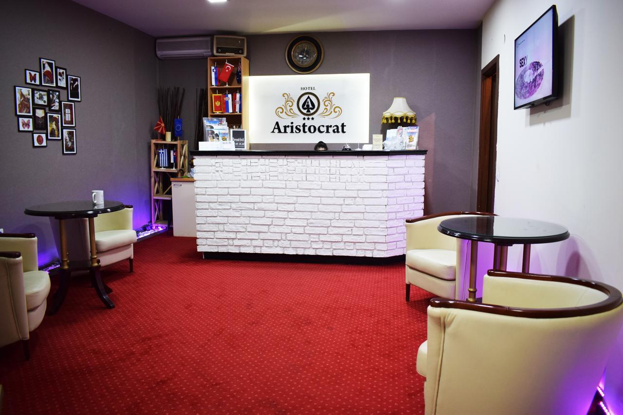 Hotel Aristocrat & Fish Restaurant Скопье Экстерьер фото